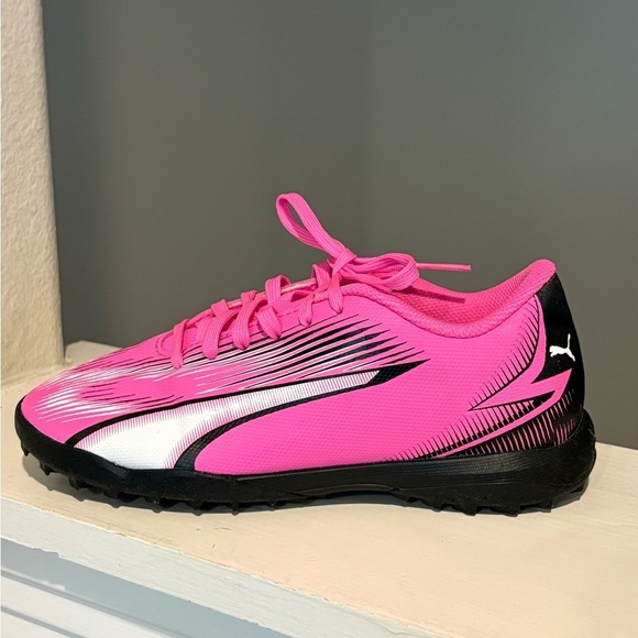 Puma Ultra Play Tt Jr Kids Indoor Cleats shoes 107779-01 Pink Sz 2.5 - Picture 4 of 9